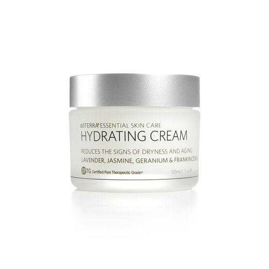 essential_skin_care_hydrating_cream_high_res_image_us_english.jpg
